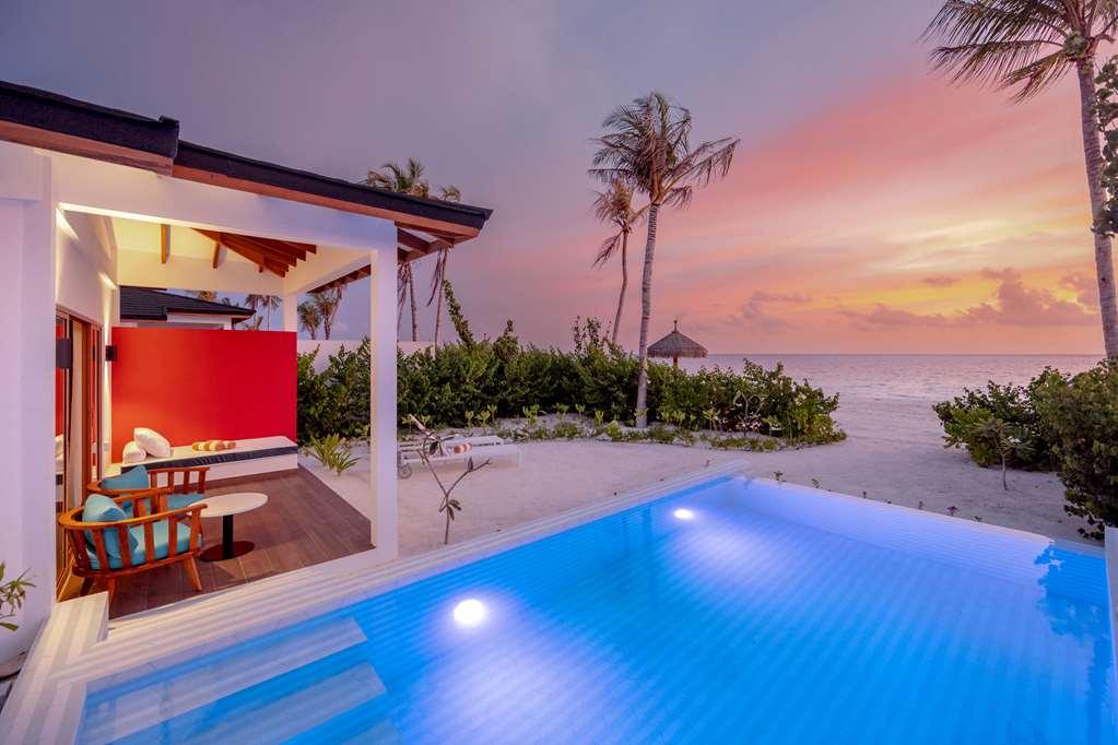 Joy Island Maldives Hotel Thulhaagiri Стая снимка